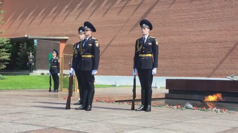 changing the guard-1